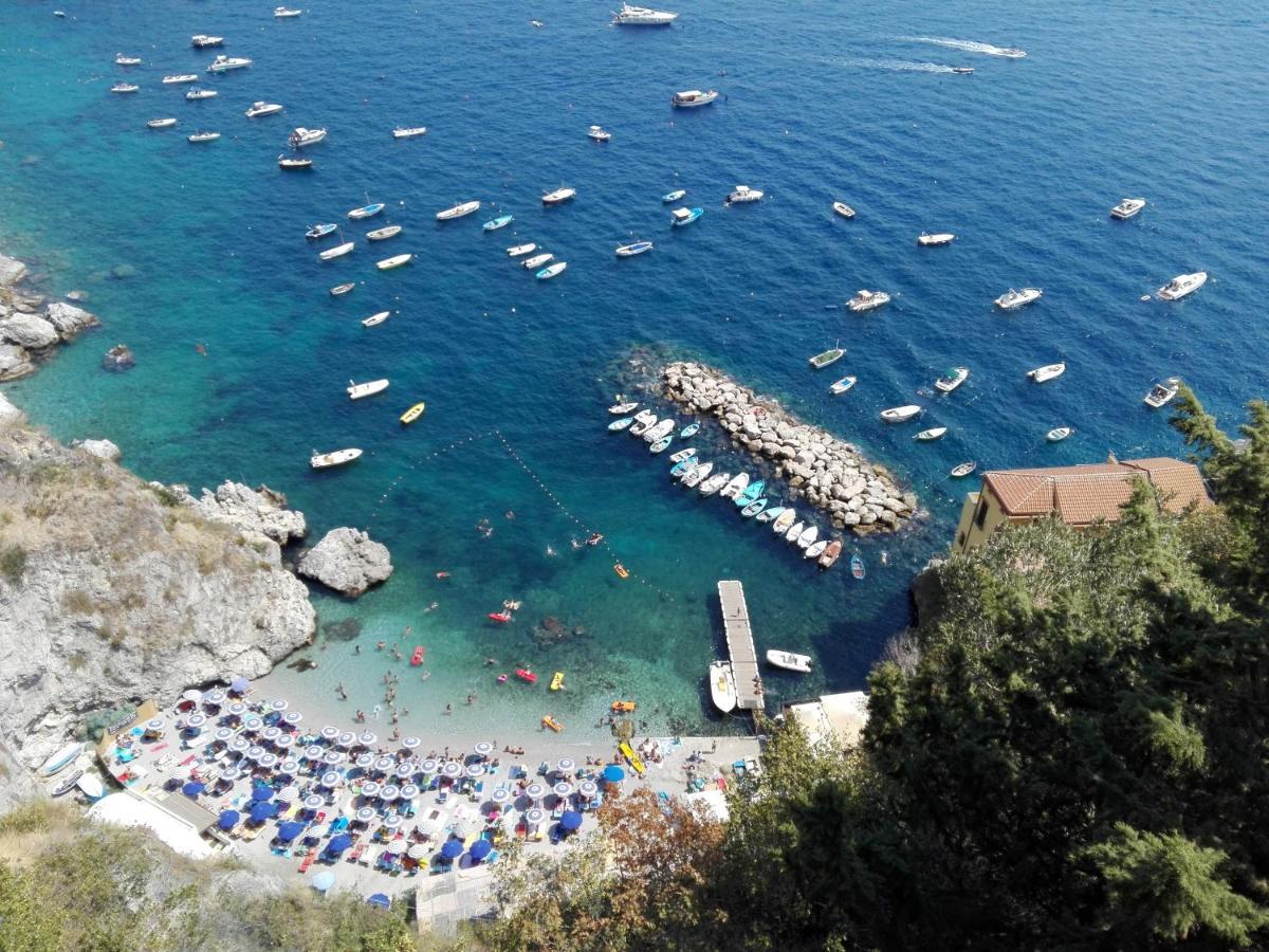 Casa Reginella - Borgo Marinaro Hotel กองกาเดมารีนี ภายนอก รูปภาพ