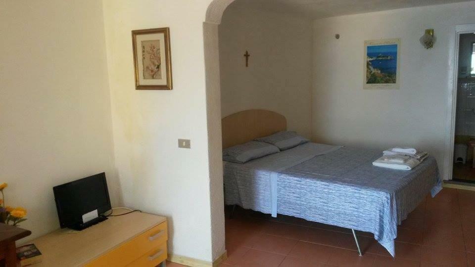 Casa Reginella - Borgo Marinaro Hotel กองกาเดมารีนี ภายนอก รูปภาพ